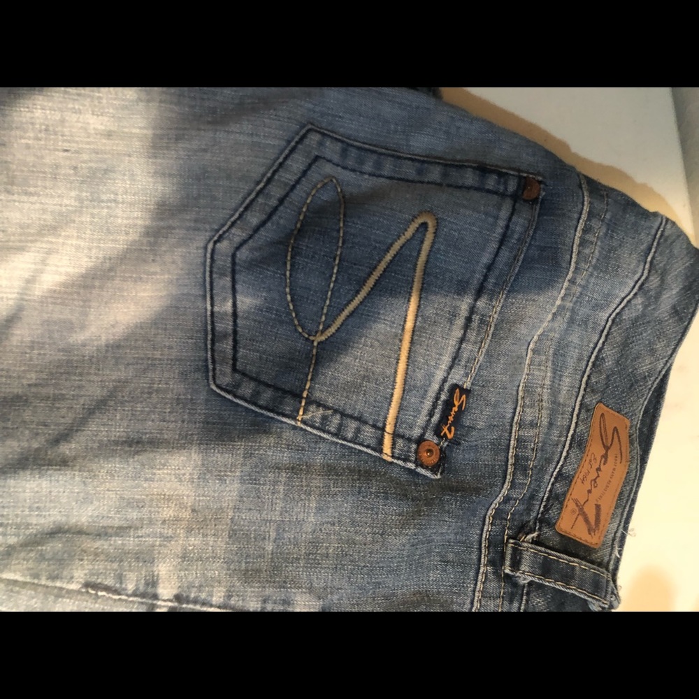 SZ18 seven 7 light wash, sand blasted, distressed